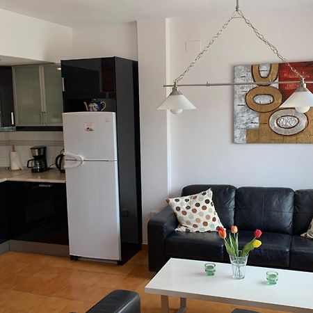 Apartment With Side Seaview 60 Meters From Sea Torrevieja Exterior foto